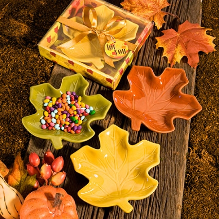 autumn-magic-collection-leaf-candy-dishes